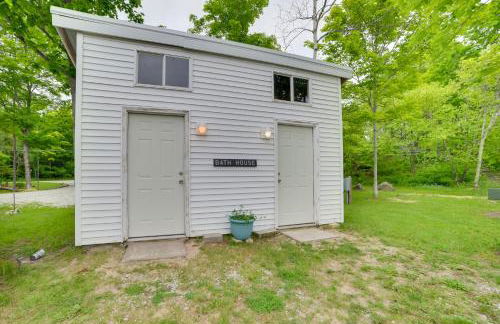 Sandy Beach and Sunset Views Cedarville Cabin 3! - Foto 38