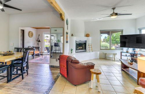 Mountain-View Escape Near Santa Ana Casino! - Foto 6