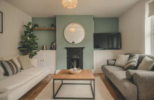 Charming 3 Bedroom Home with Garden in Banbury - Foto 1