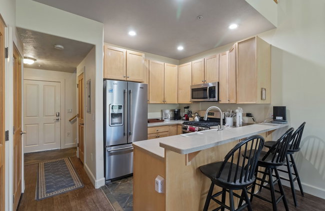 Crestview Condominiums by All Seasons Resort Lodging - Photo 121