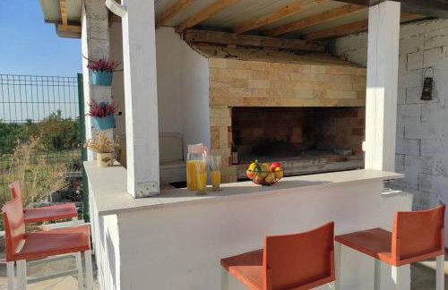 Kuća za odmor M&J s grijanim bazenom - Photo 54