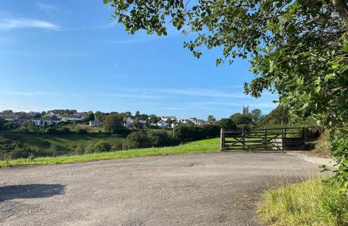 Bungalow in Pillaton - Photo 2