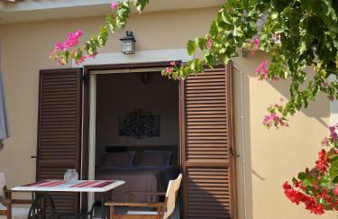 House with Garden in Peratata - 10' from City Center - Photo 14