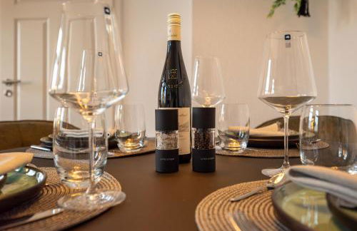 maremar - Style Apartment im Zentrum - Luxus Boxspringbett - Küche - Arbeitsplatz - Highspeed WLAN - Foto 8