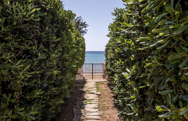 Baia Delle Sirene in Noto - Foto 1