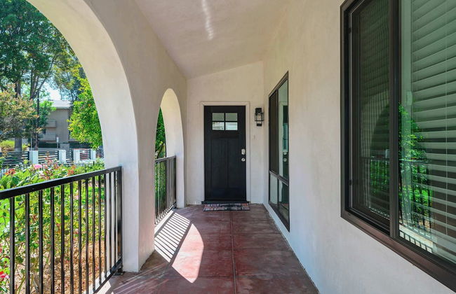 Not Affected by the Fire/spacious Modern Retreat w Luxury Amenities & Style - Foto 67