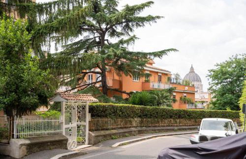 Vatican City Historic Center -Luxury Flat with Garden and Private Parking - Foto 2