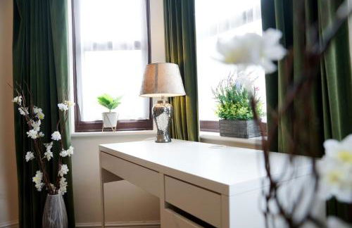 18PG Dreams Unlimited - Budget Flat w free parking - Slough Windsor Heathrow - Foto 7