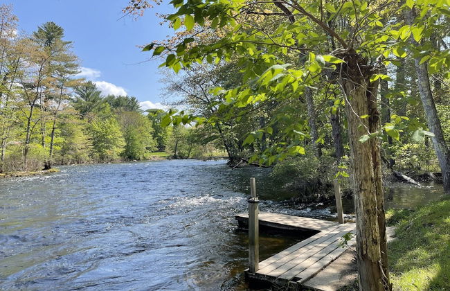 Riverside Charm - Photo 5