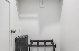 Spacious Home Garage Near Fountain Square-Family Friendly - Foto 30