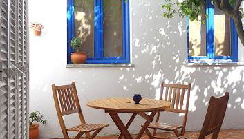 Casa do Limoeiro - sleeps up to 4 comfortably - Foto 5