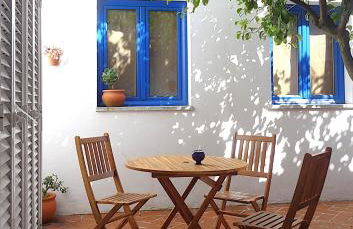 Casa do Limoeiro - sleeps up to 4 comfortably - Foto 5