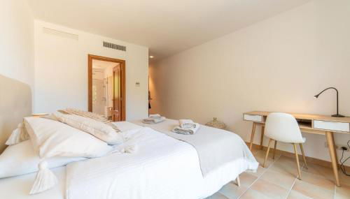 Cala Mesquida - Photo 4