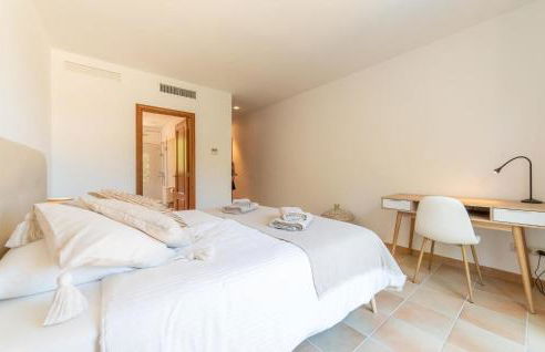 Cala Mesquida - Photo 4