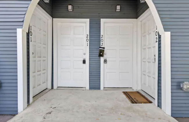 Impressive Cozy Historic 2BR Apt 202 Near Downtown - Foto 31