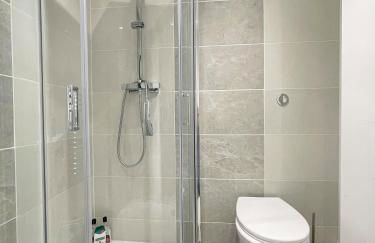 Modern 1-Bedroom Apartments near Shoreditch, Old Street & Hoxton by NourNest Apartments - Foto 80