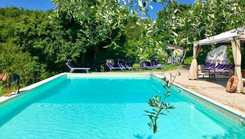 Ala di Maniero in Agriturismo Valdrago in Toscana, nel Verde Mugello sulle Colline di Firenze Autodromo Mugello Circuit - Foto 1