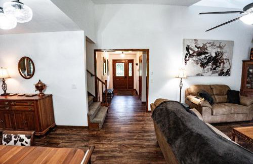 Whispering Woods Estate - Relax, Recharge, Connect - 12 wooded acres, 3 Bedrooms, 3 Baths, sleeps 10 - Foto 55