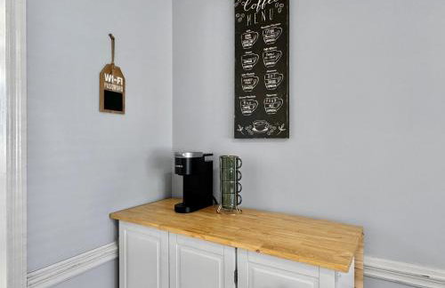 Cozy Home Away From Home - Pet-friendly, King bed - Foto 11