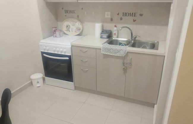 On the Metro Station of Korydallos, Near Peiraeus - Foto 11