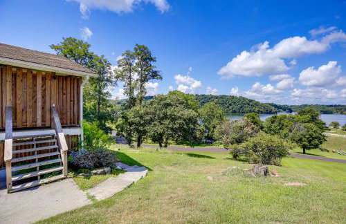 Lake Views and Private Dock Radford Retreat! - Foto 1