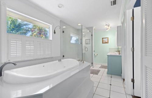 AMI 1 Block 2 Beach, Big Heated Saltwater Pool - Foto 28