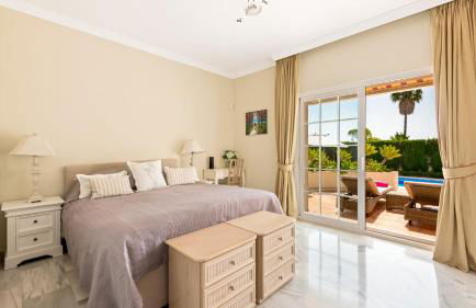 Golden Mile Villa Close to Beach - Foto 25