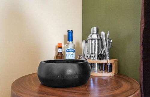 Boho 5BR Modern Villa w Hot Tub, Grill, Patio and Backyard - Foto 50