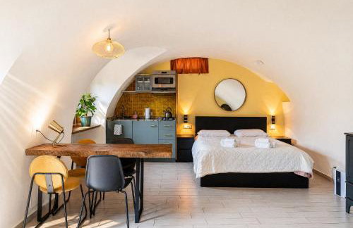 Casa Anastasia with private patio by GardaDoma - Foto 12