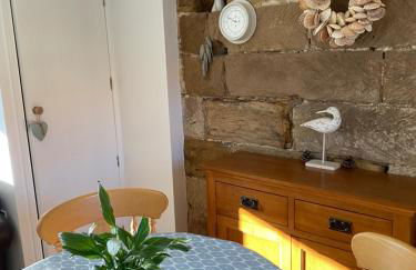 The Hayloft Cottage - Photo 18