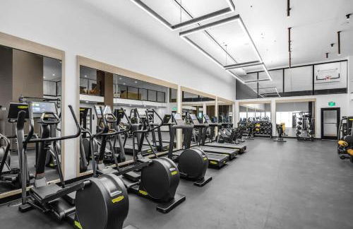 Modern Downtown Condo with Pool Gym BBQ Game Room CoWorking Spaces - Foto 58