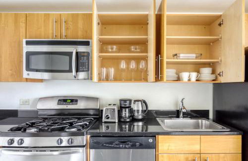 LIC 1BR w WD Elevator Doorman nr E River NYC-852 - Foto 8