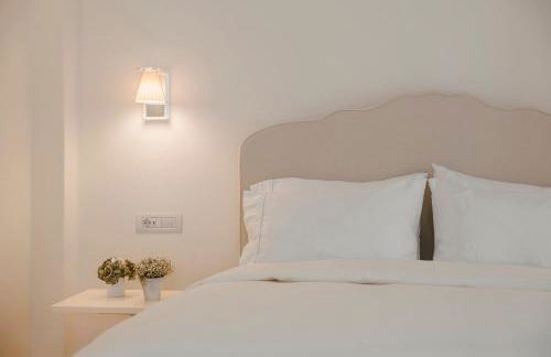 Etoile Luxury Suites - Photo 11