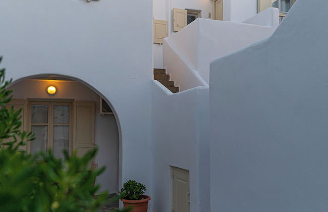 Mykonos Twins - Photo 63