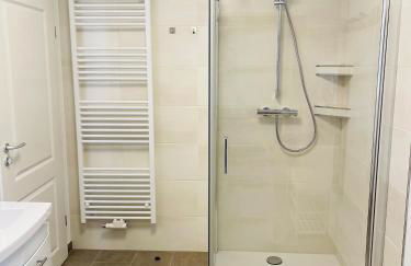 Reetdach-Ferienhaus "ANNI" mit direktem Meerblick, Sauna und Kamin - Foto 23