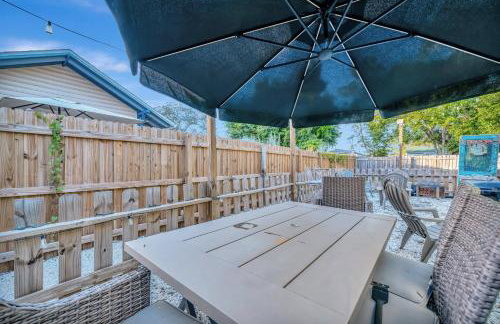 Firepit, Bikes & BBQ! Sleeps 10, 12 mins to Beach! - Photo 16