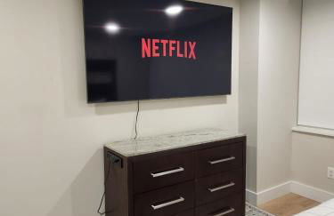 Cozy Penthouse at Towson City View - Foto 17