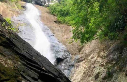 Confortável loft 4,ar, Wi-Fi, TV, 400m UNIG - Foto 33