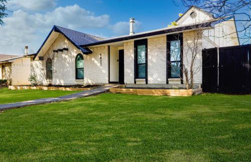 Stunning Carrollton Castle with 4 Bedrooms + Pool + Media Room - Foto 41