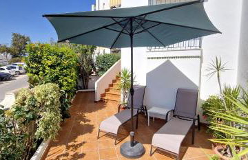 Apartamento con terraza en primera línea de playa - Foto 30