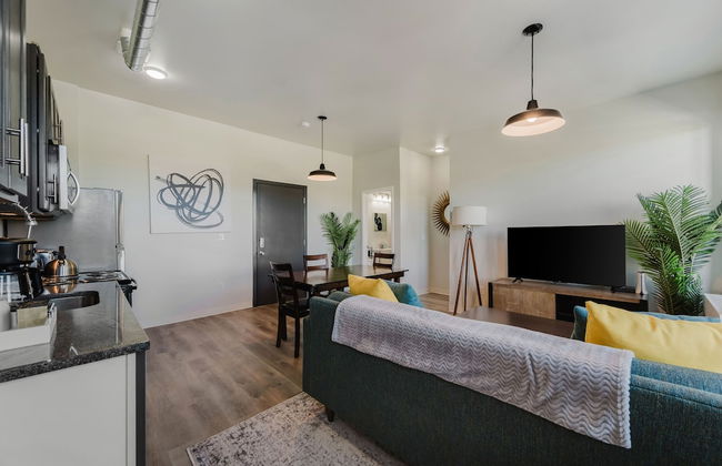 Modern Retreat Near Henry Ford - Photo 54