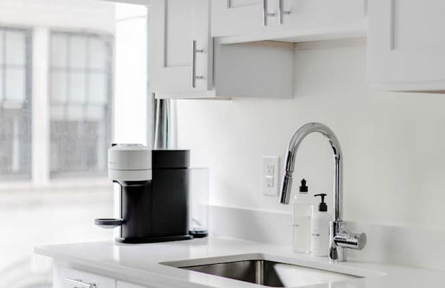 Sosuite 1BR Corner Loft w Park View Gym Lounge - Foto 34