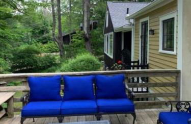 Luxurious Riverfront Cottage with a Hot Tub and a Fireplace near the Twin Lakes, Connecticut - Foto 64