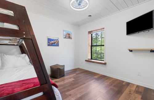 Twisted Tree with Arkansas River Views and Hot Tub - Foto 13