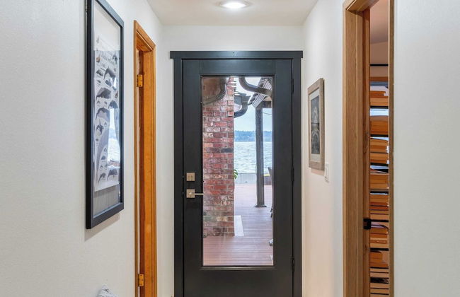 Oceanfront w/ Game Room, Fire Pit, Panoramic Views Angels Landing by Avantstay - Photo 29