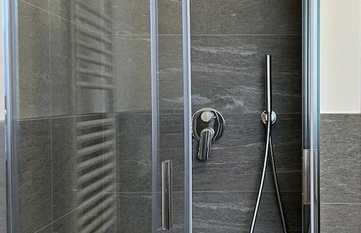 Bernina Suites -2min walk to Bernina Exp - Photo 35