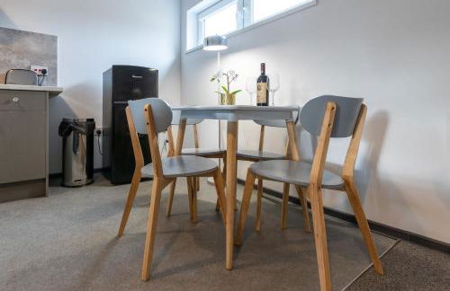 The Eldern - Spacious, Netflix, free Parking, close to A1 - Photo 59