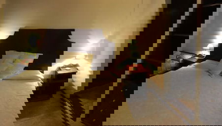 Beautiful House 2 to 9 People - Photo 2, Room