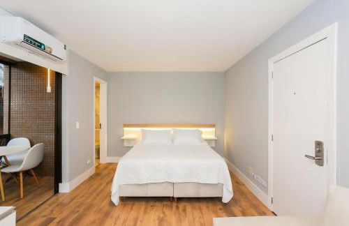 Flat-Apto Alto da XV-Centro Piscina e Academia - Foto 1