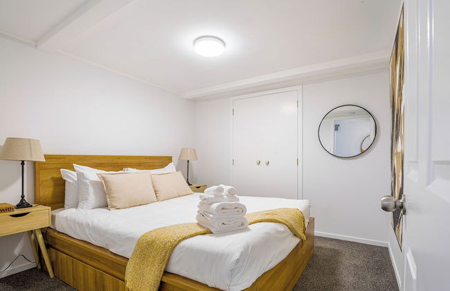 Riches Serendipity Home with Parking - Foto 1